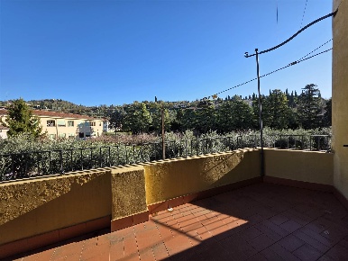 Foto Appartamento a Verona Pindemonte di 205 m² con 5 locali in vendita