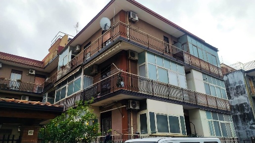 Foto Appartamento in VIA GIACOMO MATTEOTTI, Aci Catena Centro di 90 m²