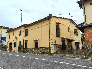 Foto Casa indipendente a Carmignano Seano di 86 m² con 4 locali in vendita