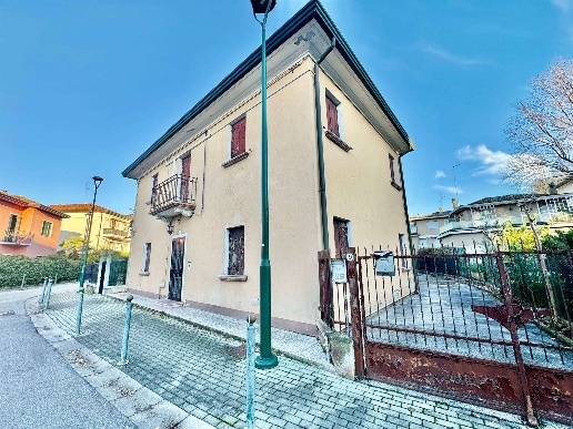 immagine annuncio 2 di 12