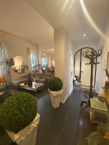 Foto Appartamento a Grosseto Stazione - Via Roma di 140 m² con 5 locali