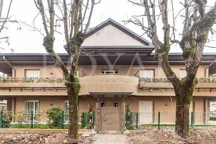 Foto Appartamento in via Carducci 23, Vimercate Centro di 157 m² in vendita