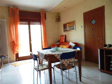 Foto Appartamento in via pennazzi  0, Piacenza Via Colombo di 74 m²