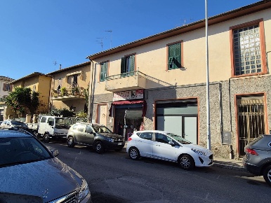 Foto Negozio in Via Corridoni 34, Grosseto Stazione - Via Roma di 80 m²