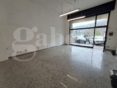 Foto Negozio in Lavino, Monte San Pietro Calderino di 51 m² con 1 locali
