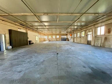 Foto Laboratorio in Via Bruno  Jamoretti, Induno Olona di 600 m² in affitto