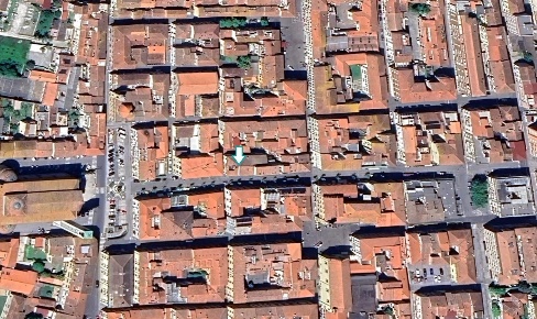 Foto Locale commerciale a Pontedera Centro di 94 m² con 1 locali in vendita