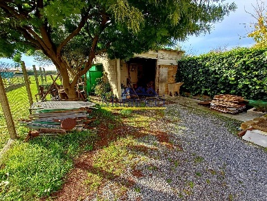 Foto Casa indipendente a Cascina Navacchio Sud di 120 m² con 5 locali