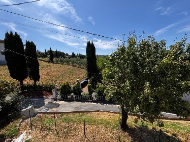 Foto Casa indipendente a Peccioli Centro di 167 m² con 7 locali in vendita