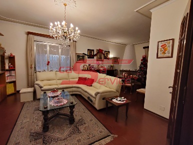 Foto Appartamento a Montecatini-Terme di 130 m² con 5 locali in vendita