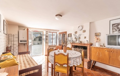 Foto Casa indipendente in Frazione Castelletta, Fabriano Castelletta