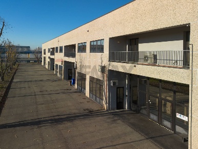 Foto Capannone industriale in strada Pedemontana, Traversetolo La Mamianese