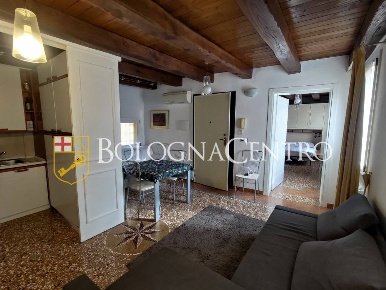Foto Appartamento in Via Palestro AD.ZE, Bologna Saragozza dentro le Mura