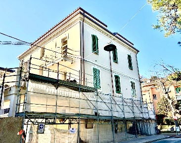 Foto Appartamento in via cesare battisti, Grottammare Centro di 106 m²