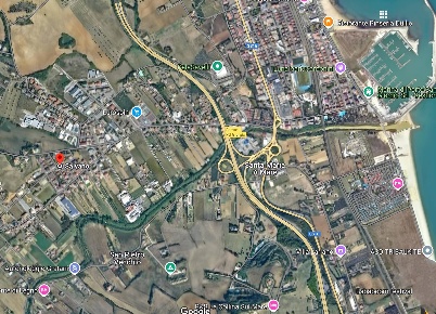 Foto Attività commerciale a Fermo di 50 m² con 2 locali in affitto