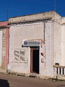 Foto Casa indipendente a Santa Cesarea Terme Cerfignano di 140 m²