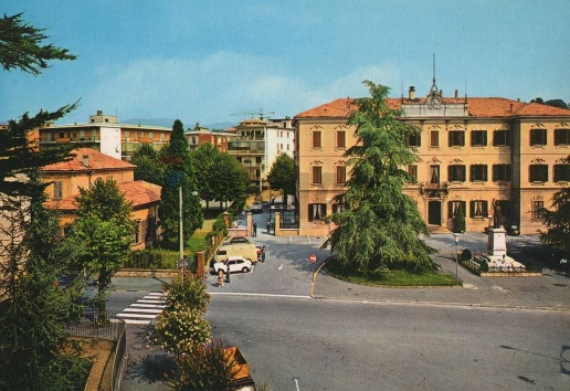 appartamento in vendita a Merate in zona Sartirana