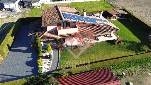 Foto Villa singola a San Michele al Tagliamento di 190 m² con 7 locali