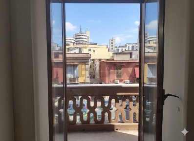 Foto Appartamento in via Calata Capodichino, Napoli Capodichino di 140 m²
