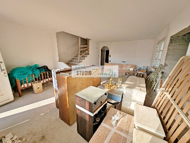 Foto Case semi ndipendenti in Via Fiumetto, Seravezza di 265 m² in vendita