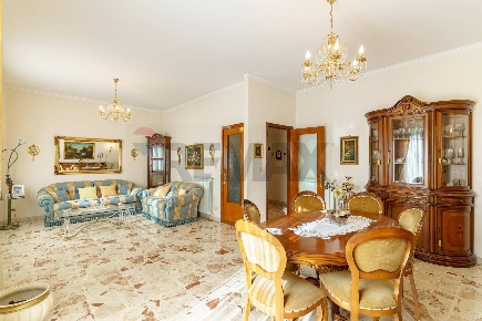 Foto Appartamento in Via Aurelio Saffi, Catania Rapisardi di 133 m²