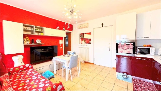 Foto Appartamento in Via Marco Polo 23, Costa Volpino Centro di 58 m²