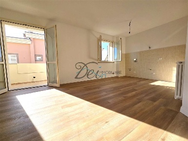 Foto Appartamento in Via del Borghetto, Lucca di 80 m² con 4 locali