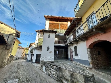 Foto Appartamento in ippolito manzoni  20, Barzio Centro di 100 m²