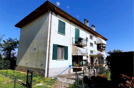 Foto Appartamento in Via Lugugnana, Portogruaro Centro di 87 m² all'asta
