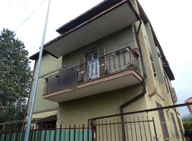 Foto Appartamento in Via Eugenio Colorni, Ciampino di 97 m² con 6 locali