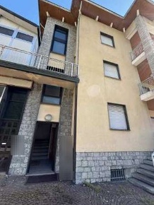 Foto Appartamento in Via Provinciale Bindo, Cortenova di 122 m² all'asta
