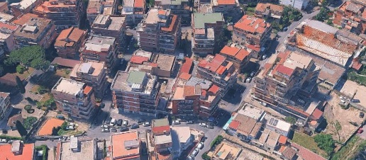 Foto Appartamento in Via Castelnuovo di Garfagnana, Roma di 77 m² all'asta