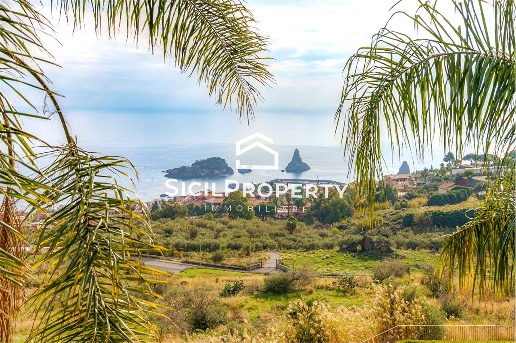 casa indipendente in vendita ad Aci Catena in zona Vampolieri