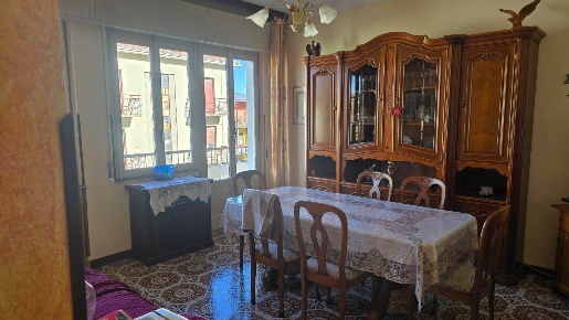 Foto Appartamento a Salsomaggiore Terme Centro di 70 m² con 5 locali