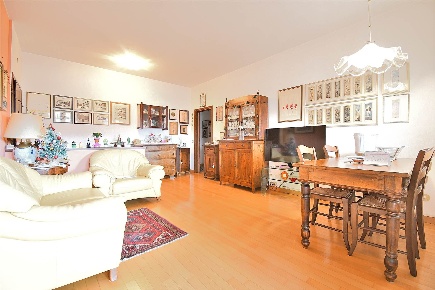 Foto Appartamento in Via Pietro Nenni, Siena Vico Alto - San Miniato