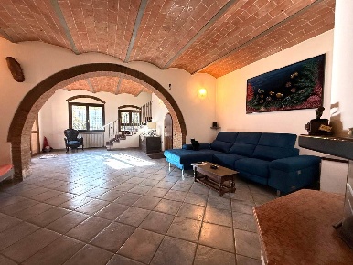 Foto Appartamento in Località Giardino 13, Riparbella di 344 m² in vendita