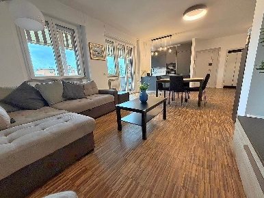 Foto Appartamento in via G. La Pira, Monteroni d'Arbia Centro di 100 m²