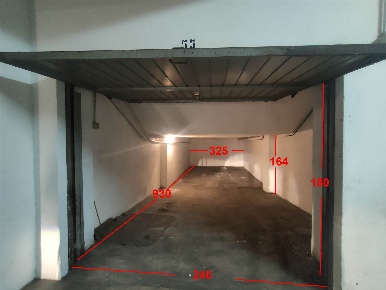 Foto Garage a Verona Pindemonte di 34 m² con 1 locali in vendita