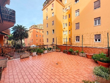 Foto Appartamento in via Aristide Leonori 67, Roma Ardeatino - Montagnola