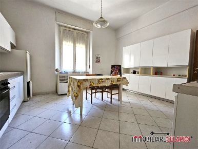 Foto Appartamento a Colle di Val d'Elsa Colle Bassa, Via Gramsci di 105 m²