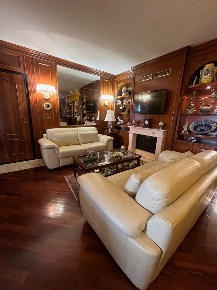 Foto Appartamento in Via Niccolò Paganini 35, Venaria Reale di 189 m²