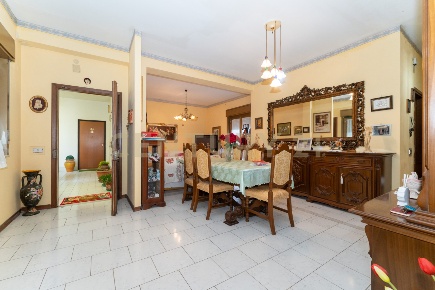 Foto Appartamento in Via Cefalù 16, Misterbianco Centro di 120 m²