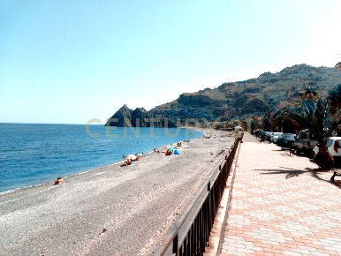 Foto Attico in Via Consolare Valeria snc, Sant'Alessio Siculo di 80 m²