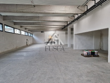 Foto Capannone industriale in Via di Sant'Alessio 754/A, Lucca di 800 m²