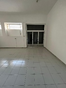 Foto Locale commerciale in Via del Pescara 5, Lanciano Centro di 150 m²