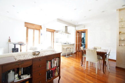 Foto Appartamento in Viale San Marco, Venezia Mestre di 95 m² con 3 locali