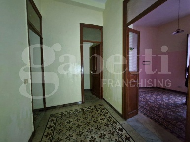 Foto Appartamento in Maggiore Perni, Palermo Oreto - Perez di 96 m²