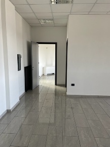 Foto Ufficio in Via ADRIA sp 45 00, Adria Centro di 65 m² con 2 locali
