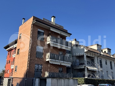 Foto Appartamento in Via Pordoi 10, Settimo Milanese Centro di 150 m²