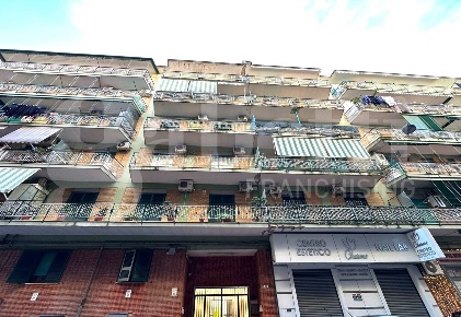 Foto Appartamento in Via Saviano 18, Arzano di 138 m² con 4 locali